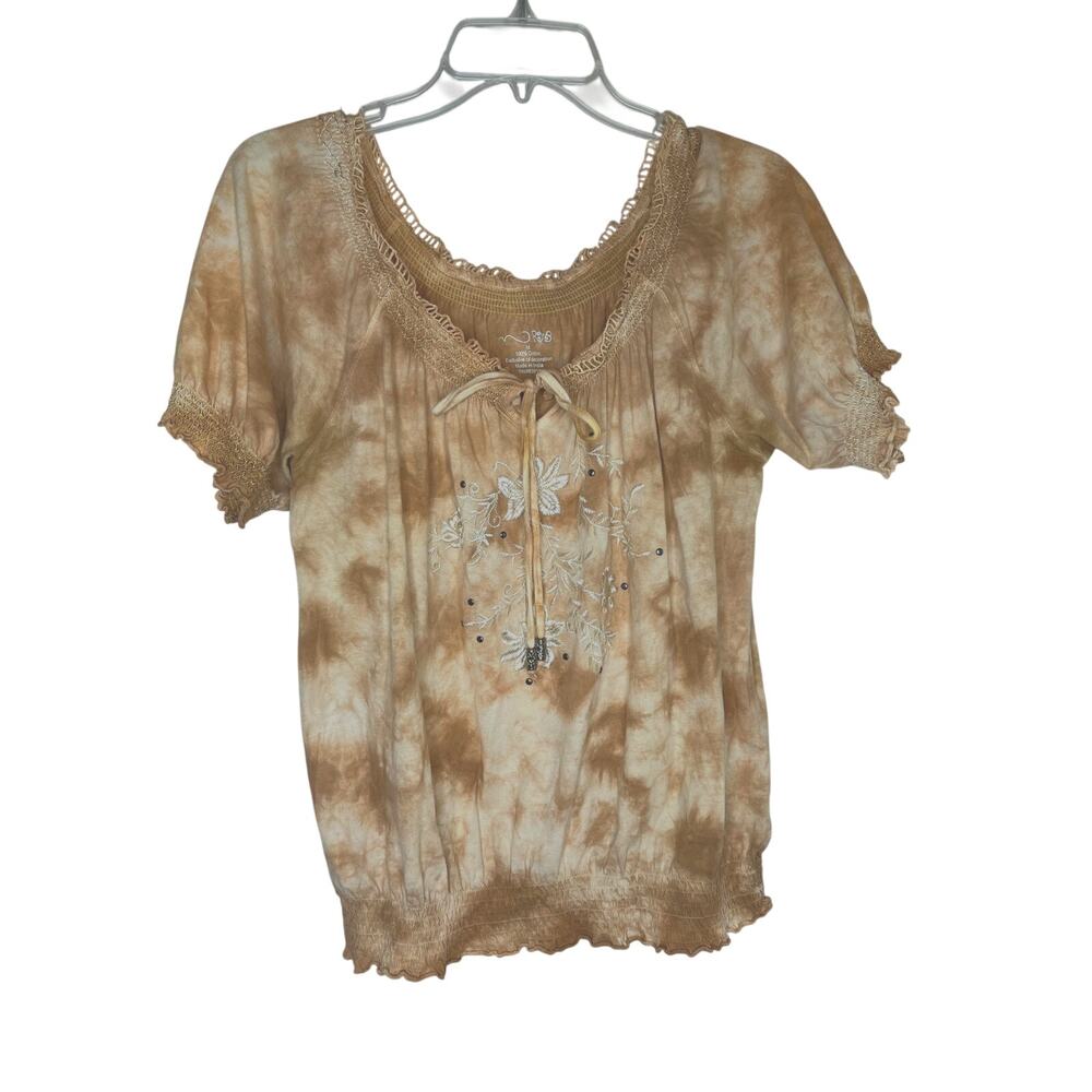 RXB tie-dyed embroidered top with ruched hem, tan/white, size M, 100% cotton